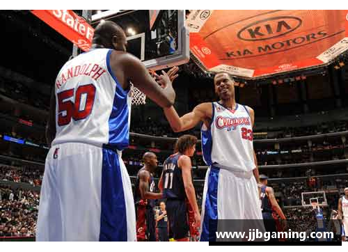 快船客场逆转骑士，保持战绩不俗